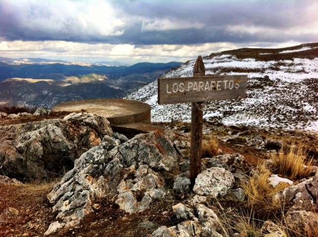 Cerro Los Parapetos - Impressive Views and Civil War Trenches and Machine Gun Nests - Güéjar Sierra, Andalusia